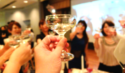 ファミリーロマンス,代行,代理出席,代行出席,代わり,結婚式,挙式,披露宴,友人,友達,職場,会社関係者,親族,欠席多い,呼べる人が少ない,いない