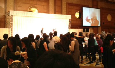 ファミリーロマンス,代行,代理出席,代行出席,代わり,後援会,交流会,パーティー,政治家,アイドル,演奏者,司会,セミナー,二次会,握手会,サクラ,さくら,足りない,ノルマ,イベント