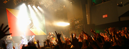 ファミリーロマンス,代行,代理出席,代行出席,代わり,東京,千葉,神奈川,埼玉,茨城,大阪,関東,関西,名古屋,中部,神戸,兵庫,京都,福岡,九州,博多,奈良