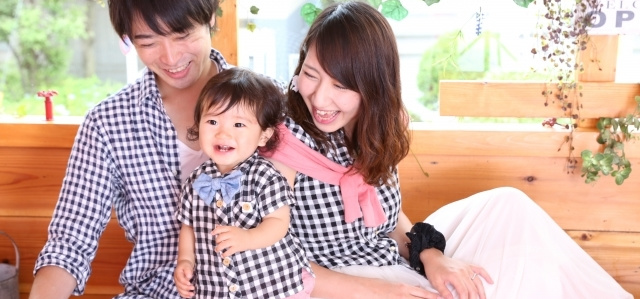 かり婚,ファミリーロマンス,代行,代理出席,石井裕一,結婚生活