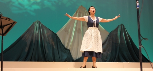 舞台観客,偽客,サクラ,さくら,代行,代理出席,代行出席,代わり,観客,ファン,イベント,来場者,ノルマ,集まらない