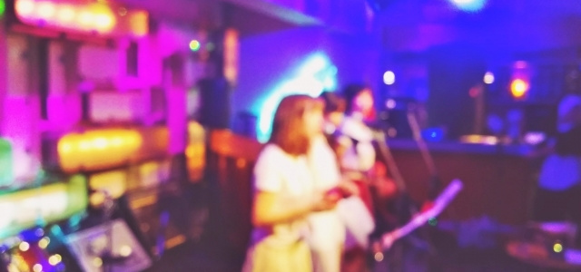 舞台観客,偽客,サクラ,さくら,代行,代理出席,代行出席,代わり,観客,ファン,イベント,来場者,ノルマ,集まらない