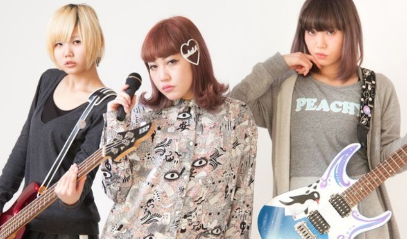 音楽ライブ,コンサート,観客,偽客,舞台,サクラ,代行,代理出席,代わり,ファン,イベント,ノルマ