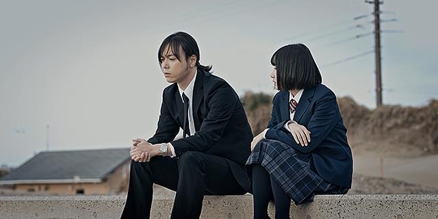 Episode 3: Mikami and Nanako sitting by the sea